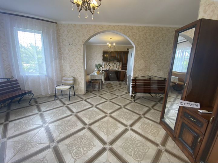 Дом 140 м² на участке 4 сот.