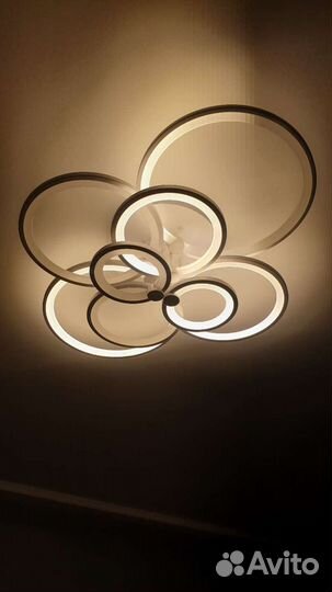 Люстра потолочная светодиодная с пультом