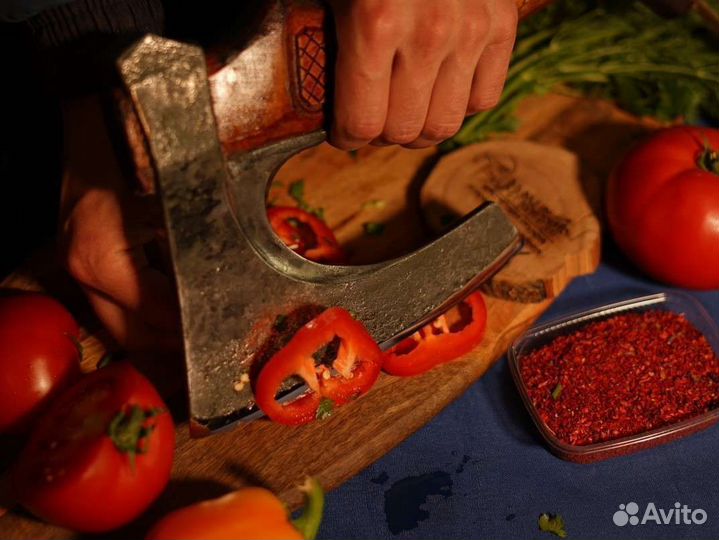 Топор кованый кулачный