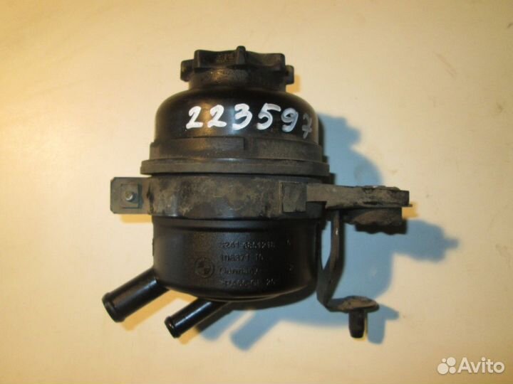 Бачок гидроусилителя