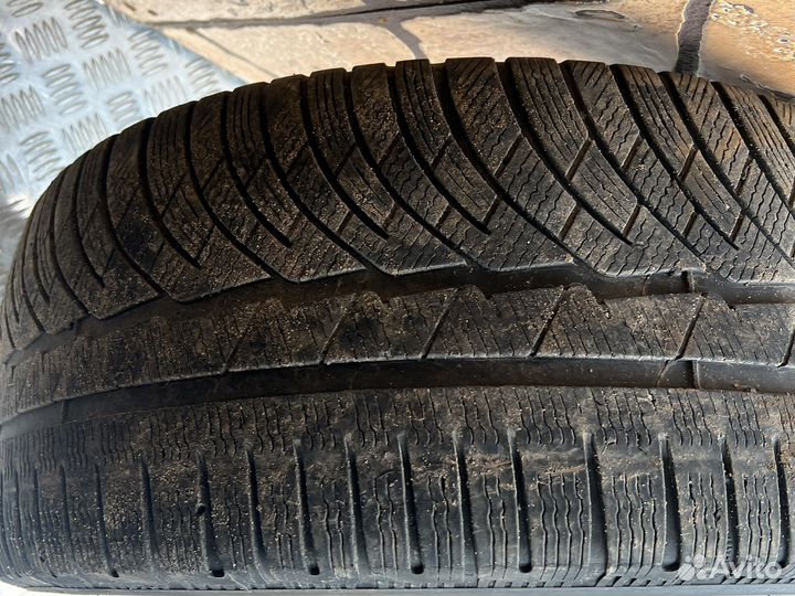 Michelin Pilot Alpin PA4 245/40 R19 98V