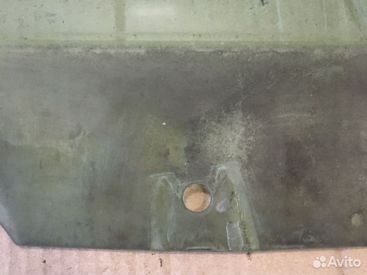 Стекло двери задней Skoda Octavia A5 (3358)