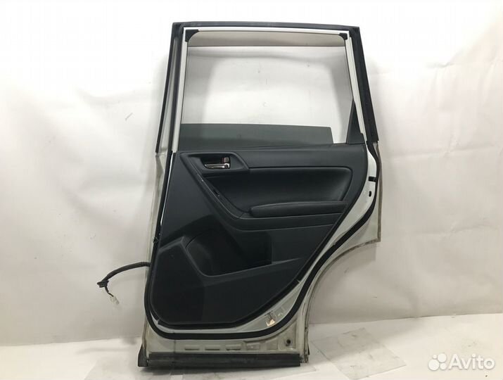 Дверь правая задняя Subaru Forester SJ