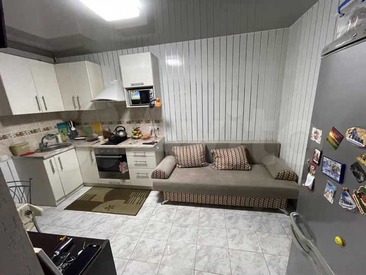 Комната 18 м² в 2-к., 1/1 эт.