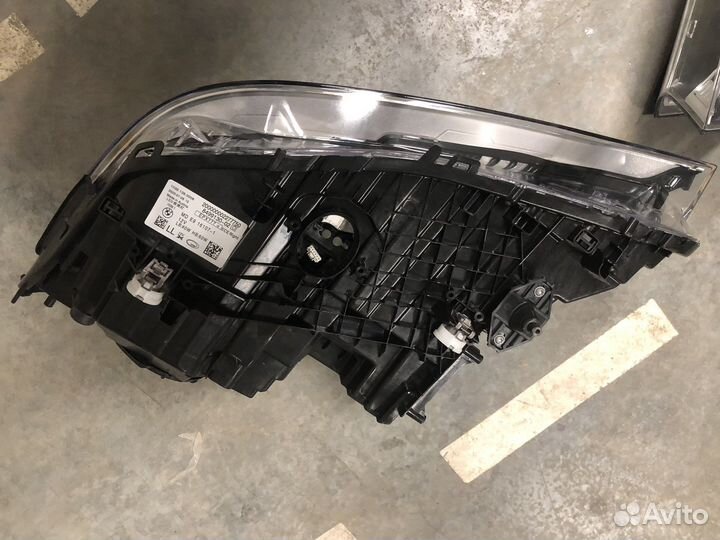 Фара правая Bmw G30 adaptive