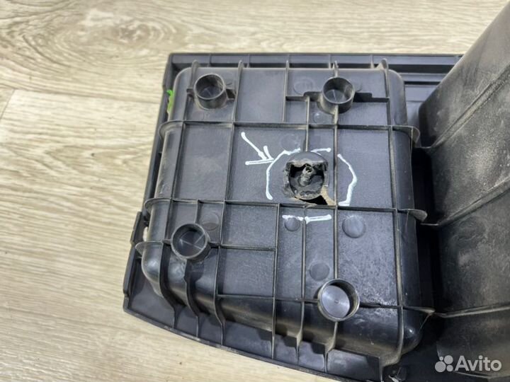 Ящик для инструментов Kia Ceed универсал G4FC 2012