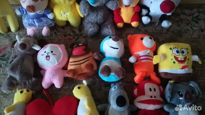 24 игрушки с аппарата ''хватай-ка''