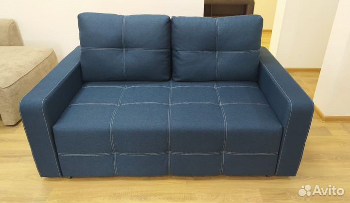 Компактный диван