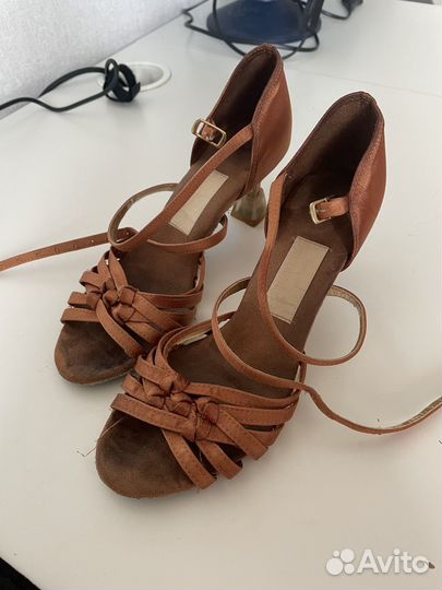 Туфли для бальных танцев латина