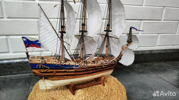 Декоративные корабли