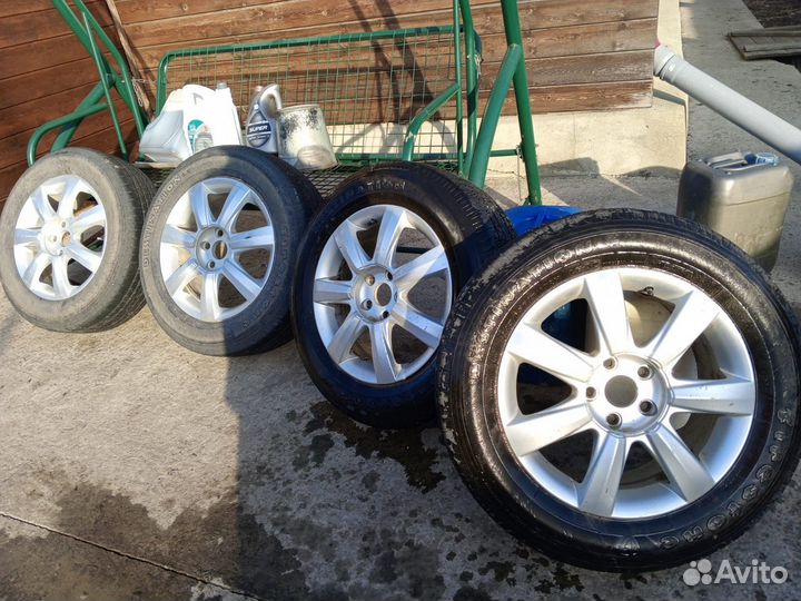 Литые диаки с резиной на honda cr-v 3