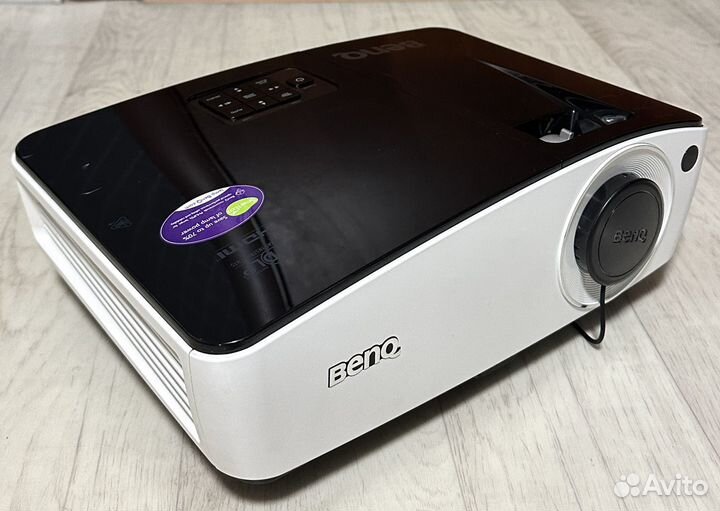 Проектор BenQ MX661