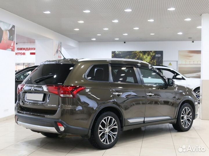 Mitsubishi Outlander 2.4 CVT, 2016, 114 000 км