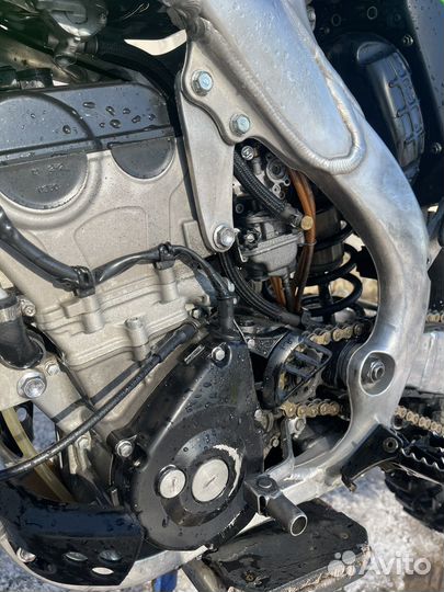 Kawasaki kx250f (2011)