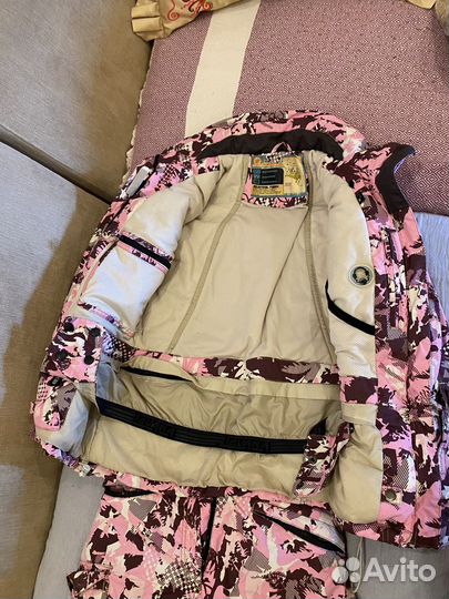 Горнолыжный костюм женский