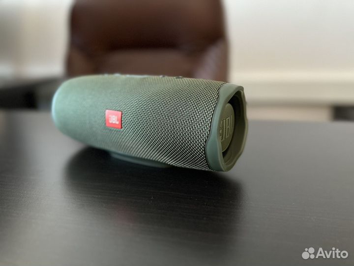 Колонка jbl charge 4
