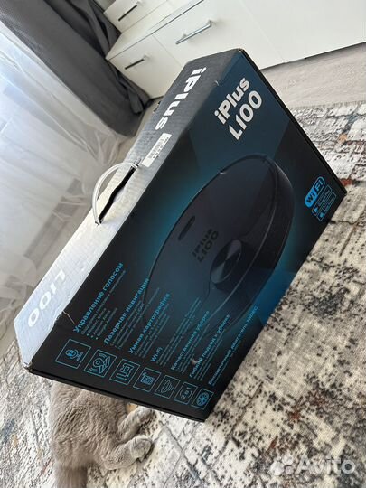 Робот пылесос iplus 100