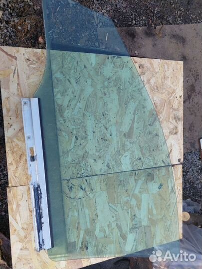 Стекло левое переднее опель астра h