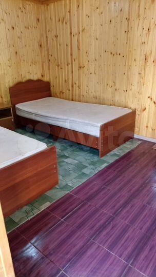Дом 16 м² на участке 2 сот.