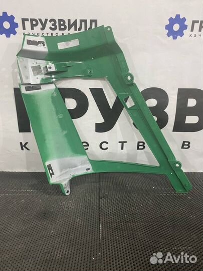 Окантовка левой фары Volvo FH4 82884026