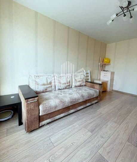 2-к. квартира, 46 м², 3/3 эт.