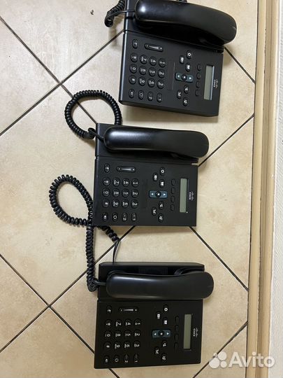 IP телефон Cisco CP-6921