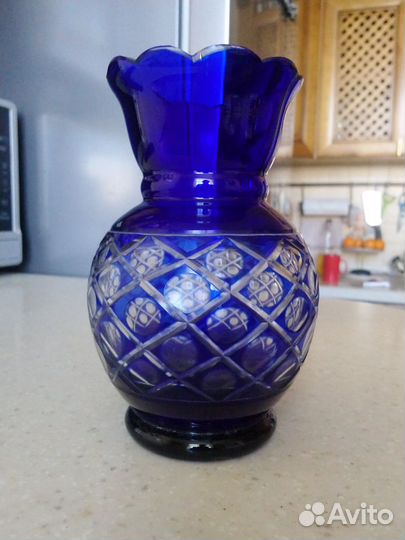 Ваза для цветов синее стекло