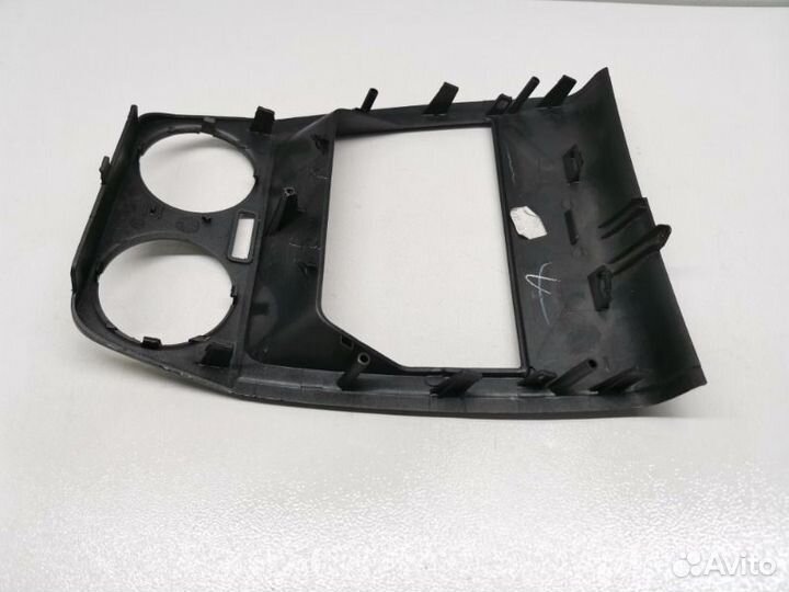 Накладка консоли задняя Land Rover Discovery 4 2.7