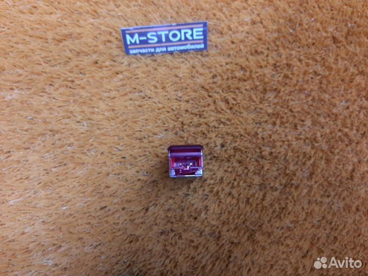 Плафон освещения задний левый Volkswagen Touareg