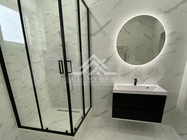 Коттедж 135 м² на участке 6 сот.