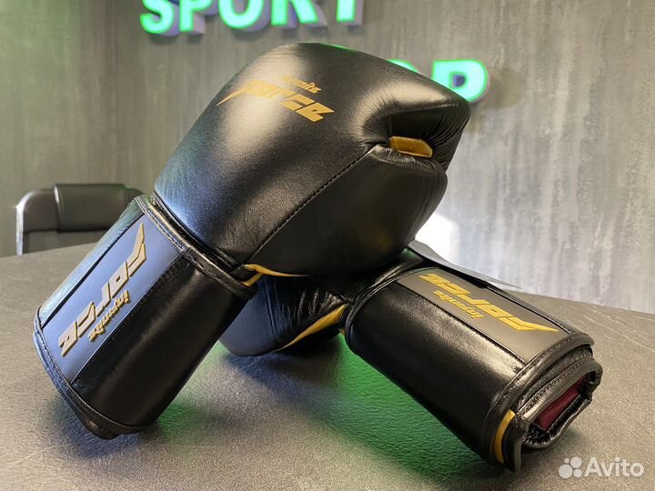 Боксерские перчатки Infinite Force Switchblade