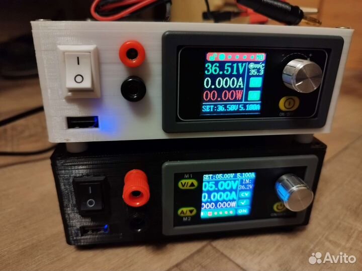 Лабораторный блок питания компактный портативный