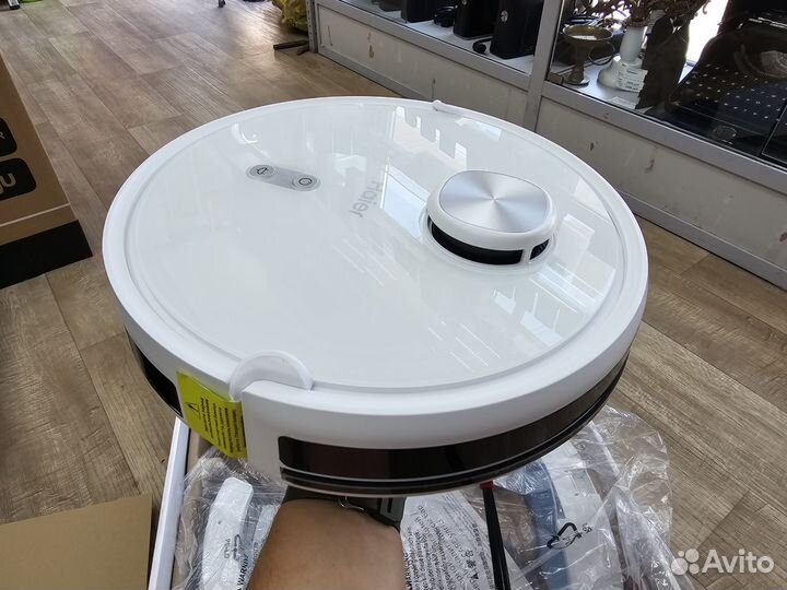 Робот пылесос Haier HSR care