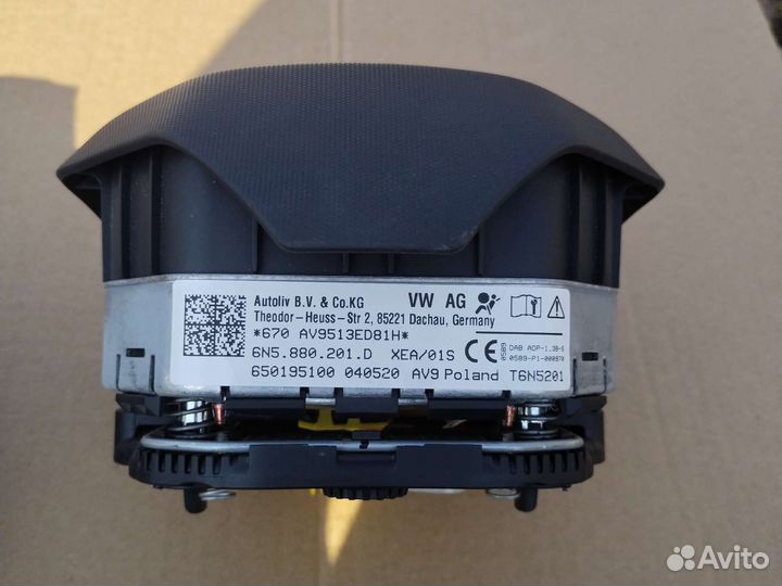 6N5880201exea Подушка безоп. в рул. колесо VW Polo