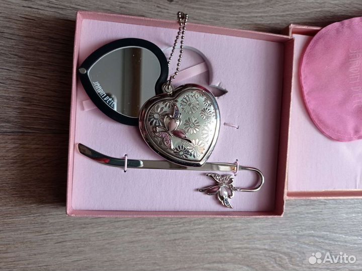 Набор зеркальце и закладка для книг