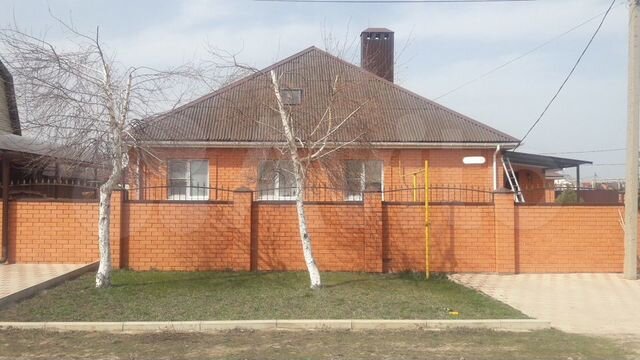 Дом 175 м² на участке 7 сот.