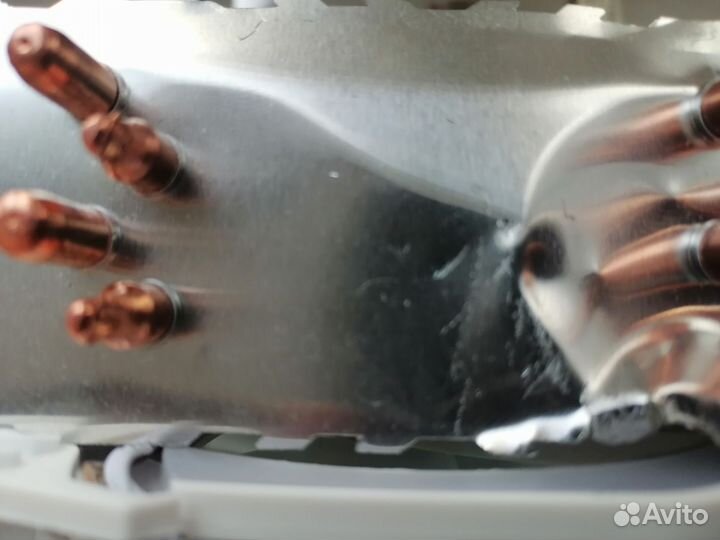 Материнская плата с процессором и кулером