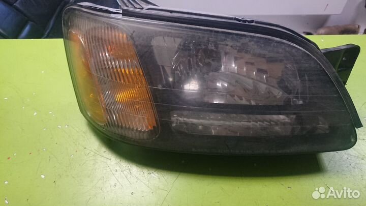Фара передняя правая Subaru Outback BH BE EJ251