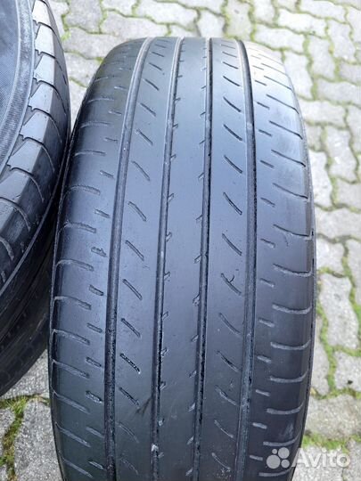 Yokohama BluEarth E51B 225/60 R18 100H