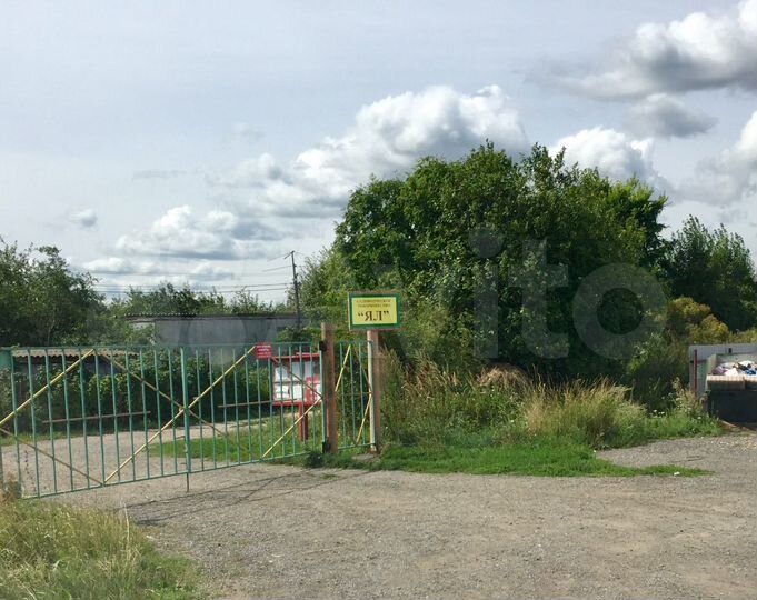 Дача 20 м² на участке 6 сот.