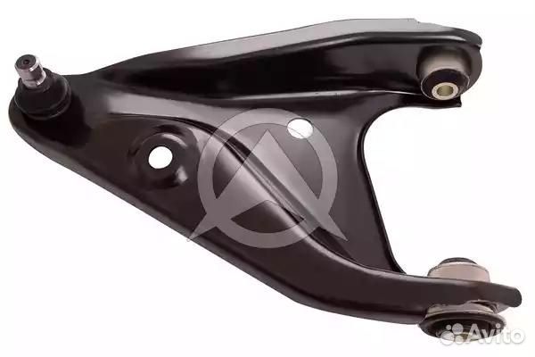 Рычаг подвески левый с шаровой опорой