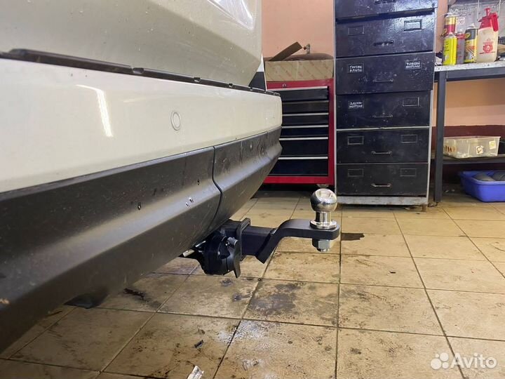 Установка фаркопа