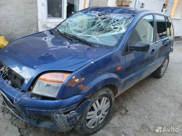 В разборе Форд Фьюжн Фиеста