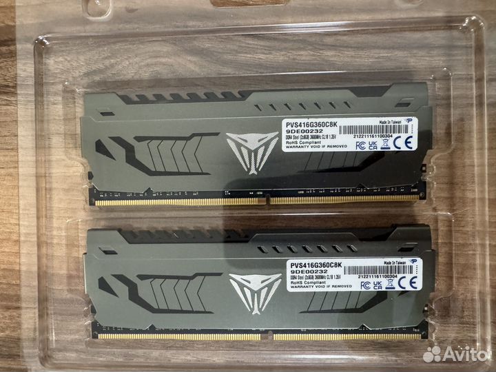 Оперативная память Patriot Viper DDR4 16GB 3600