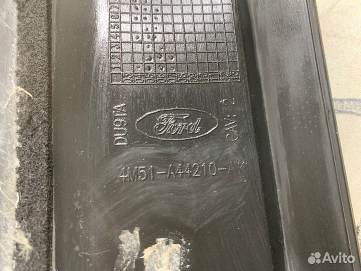 Спойлер Ford Focus хэтчбэк 1.6 hwdb (100 Л.С) 2007