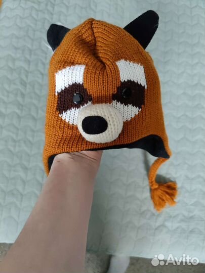 Шапка енот на флисе с ушами и хвостом