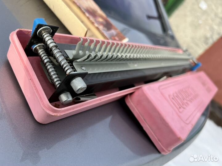 Машинка для ручного вязания