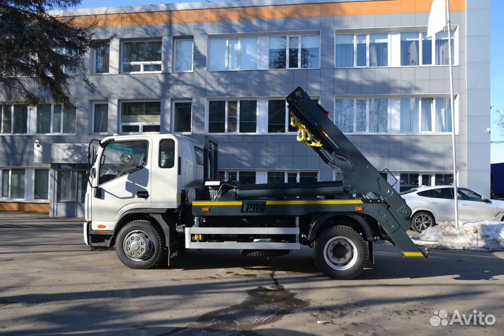 Бункеровоз JAC N90 Портальный погрузчик