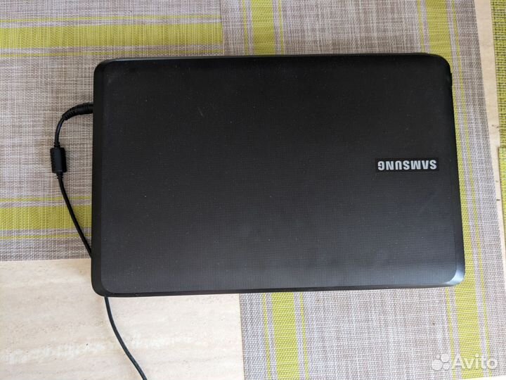 Ноутбук Samsung r540