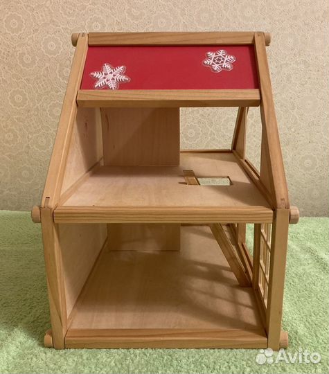 Домик кукольный